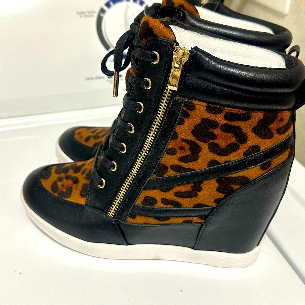 Brand new Just Fab Shoes. No box